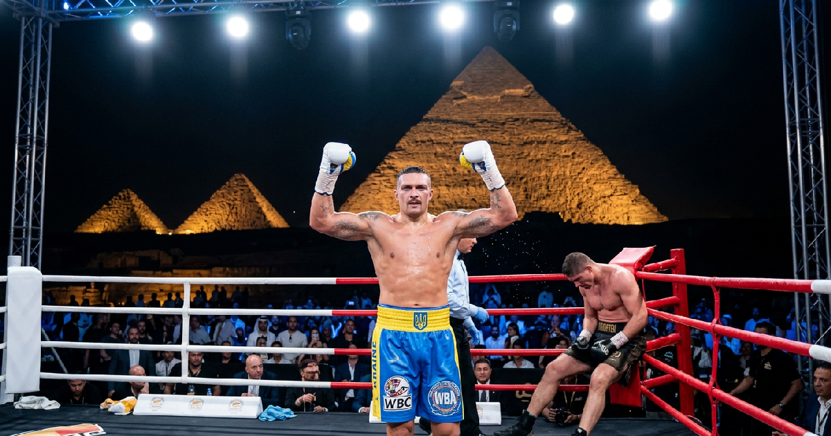 Oleksandr Usyk Defeats Rico Verhoeven Amid 11th-Round Stoppage Controversy in Giza