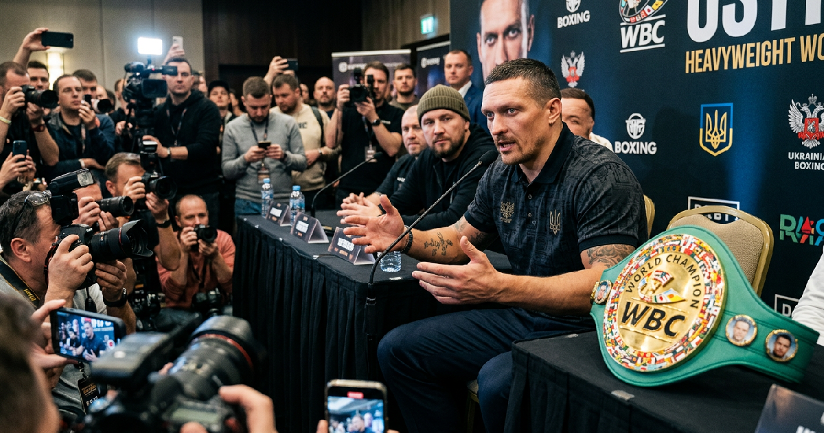 Oleksandr Usyk Keeps Tyson Fury Rivalry Alive With New Comments
